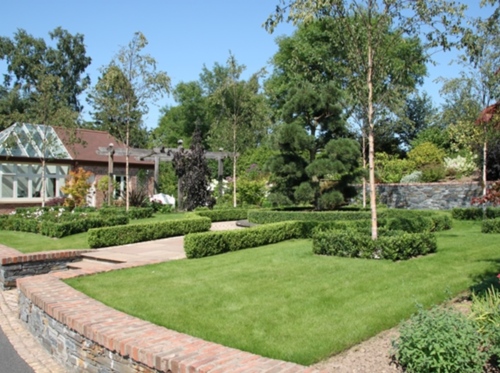 Cameron Landscapes Ltd - winner Private Gardens Over 30,000